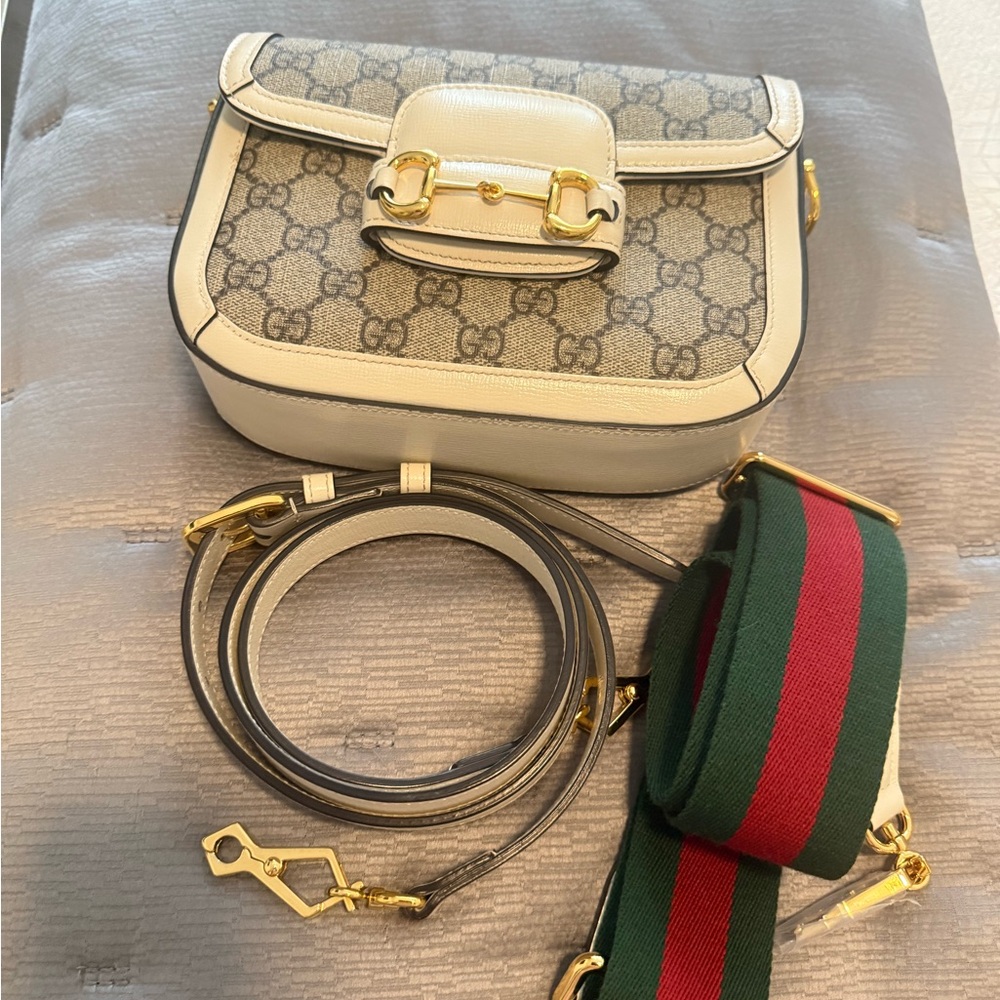 Gucci Crossbody Bag in Gray and Cream with Gold Details - Picture 12 of 13